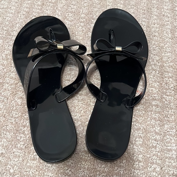 Michael Kors Bow Sandals - Picture 9 of 11